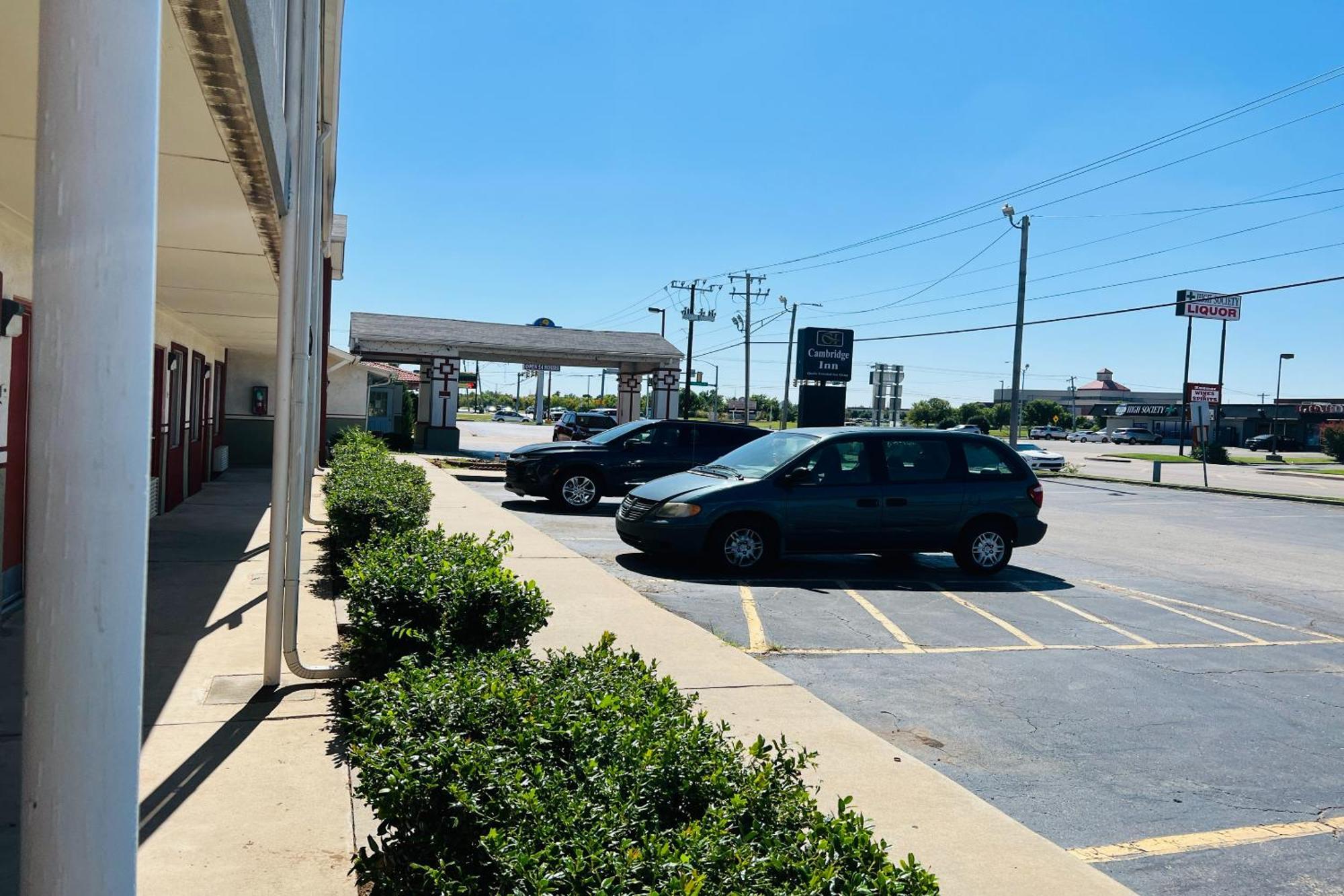 Cambridge Inn Oklahoma City Luaran gambar